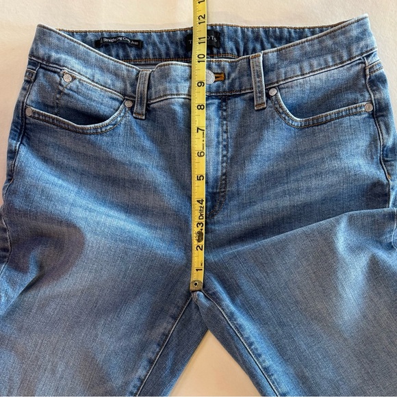 TALBOTS Straight Leg Crop Jeans Raw Hem Lenox Wash (6) - Picture 9 of 17